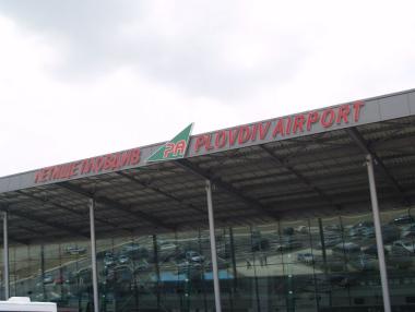 Тръгват полети Пловдив – Измир