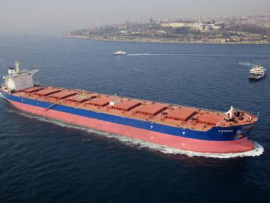 Търговският дефицит на САЩ най-нисък от 11 месеца