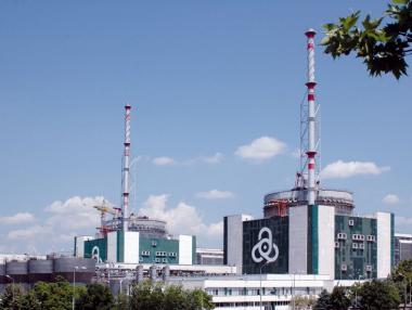 Помпа спря 6-и блок на АЕЦ за час