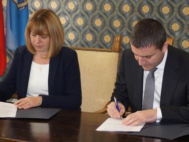 Подготвят закон за финансово оздравяване на общини