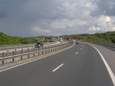 Завършват лот 2 на „Струма“ през август