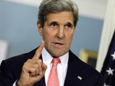 Джон Кери пристигна в България