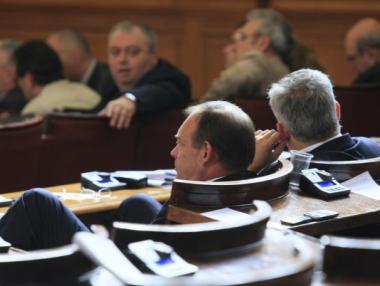 Депутатите обсъждат промени в Закона за енергетиката