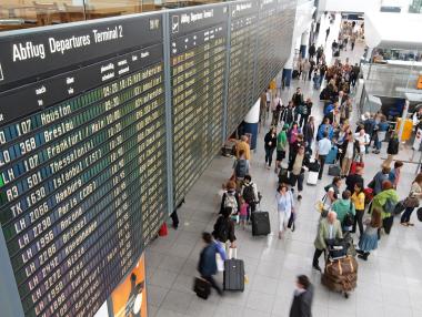 Рекордна година за аерогарите във Варна и Бургас