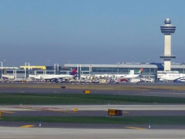 Летище Кенеди открива терминал за превоз на животни