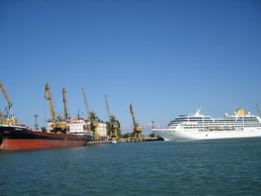 Пристанище Бургас на круизен форум в Картагена