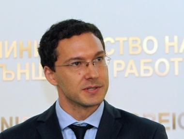 Митов иска да се увеличи помощта от ЕС за контрола по границите