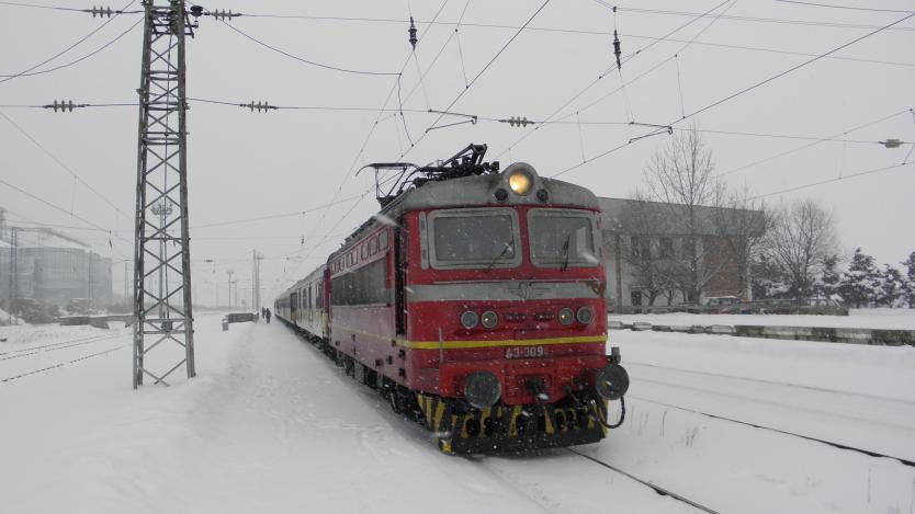 Движението на влаковете в София засеганто от метеорологичната обстановка