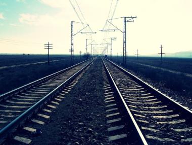 Възстановено е движението в два жп участъка