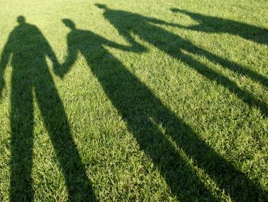 267 753 деца растат без надзор