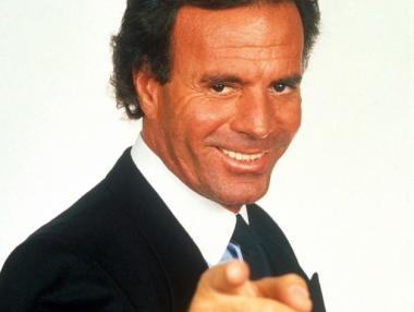 Хулио Иглесиас ще пее в София