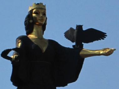 Без сергии и реклами в центъра на София