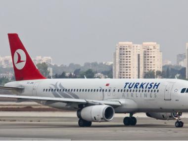 Turkish Airlines наема 500 чуждестранни пилоти