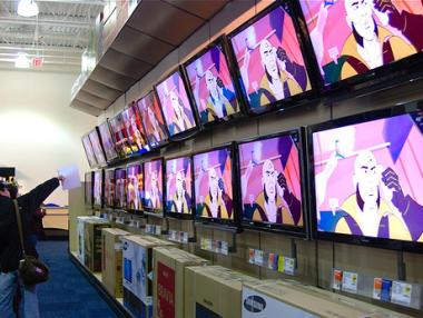 Телевизорът е най-купуваната стока на изплащане през 2014 г.