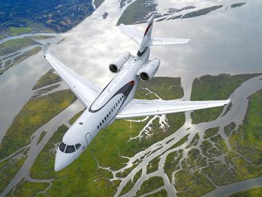 Новият Falcon 5X – първи джет с прозорци на тавана