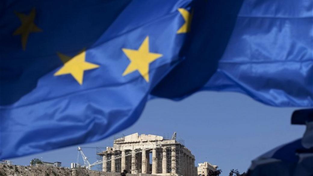 Анкета: „Тройката“ ще опрости част от гръцкия дълг