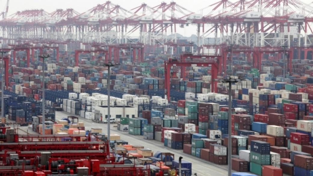 Вносът в Китай се срина с една пета