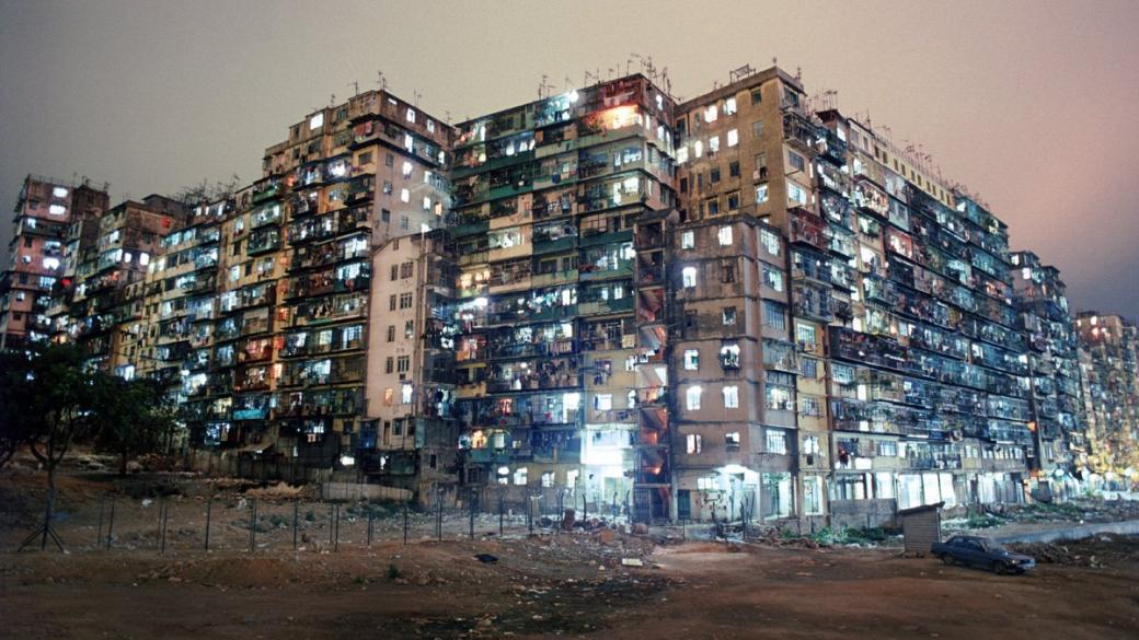 Коулун, най-населеното място в света
