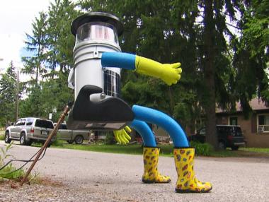 Роботът HitchBOT тръгва на автостоп и в Германия