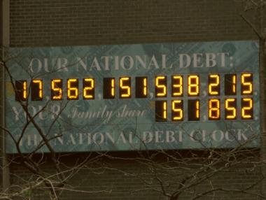 Бюджетният дефицит на САЩ нараства със 70% през януари