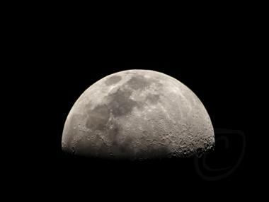 НАСА картографира обратната страна на Луната