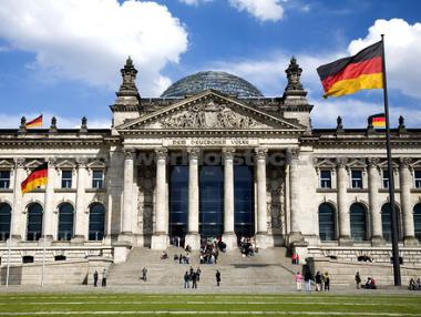 Германия реже Гърция за спасителния транш