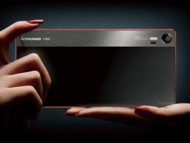 Нов смартфон обединява дигитална камера и телефон