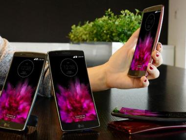 LG пуска новия G Flex2