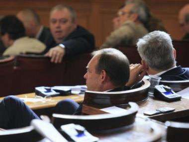 НС гледа на второ четене промените в Закона за енергетиката