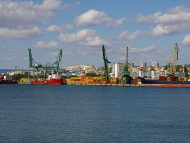 МТИТС подкрепя създаването на атракционна зона в порт Варна-Изток