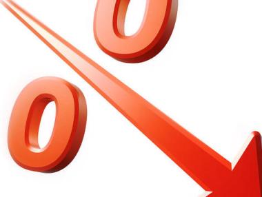 Лихвите по депозитите продължават спада си