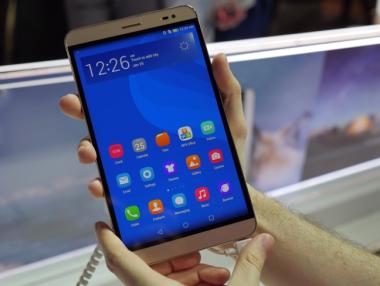 Huawei показа първия ултра осемядрен фаблет