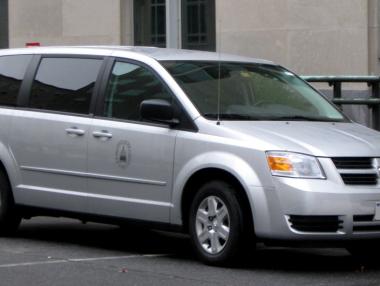 Fiat Chrysler изтегля 703 000 автомобила