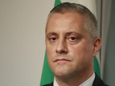 Лукарски на среща със синдикатите от „Дунарит“