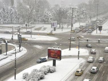 Фандъкова: Почистени са основните пътни артерии на София