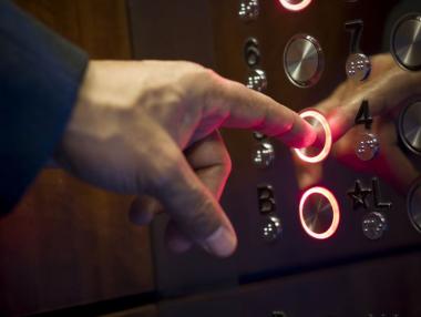 Проверяваме онлайн състоянието на асансьорите