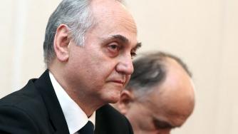 Д-р Комитов поема Здравната каса