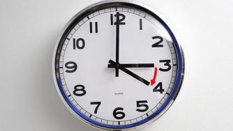 На 29 март местим часовника напред