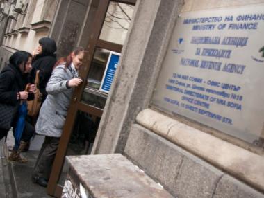 Проверяват фирми за фалшива складова наличност