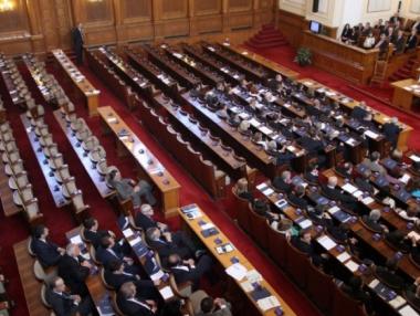 Министрите отговарят на депутатски въпроси