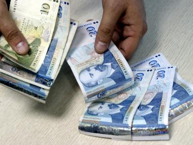 Работодатели и синдикати „за“ увеличение на МРЗ