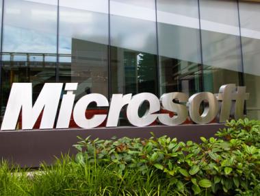 Microsoft става на 40