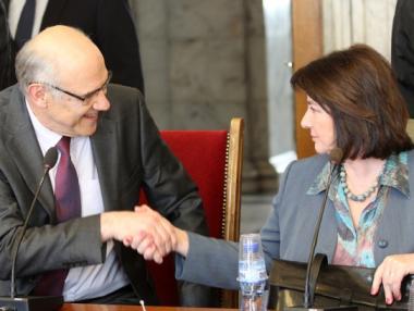 Новият състав на КЕВР изпраща смесени сигнали