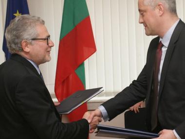 Присъединяваме се към Европейската космическа агенция