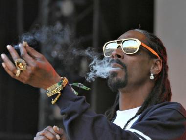 Снуп Дог инвестира в стартъп за доставка на марихуана
