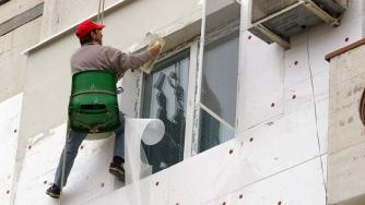 По-леки условия за безплатното саниране