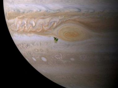 Колко е малка всъщност Земята