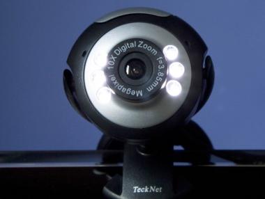 Мръсните тайни на хакнатите уеб камери