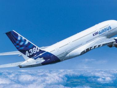 Airbus A380 празнува десета годишнина
