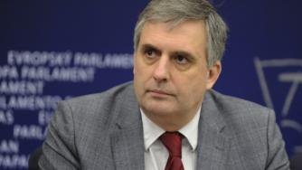 Калфин осъди порочната практика „работа без договор“